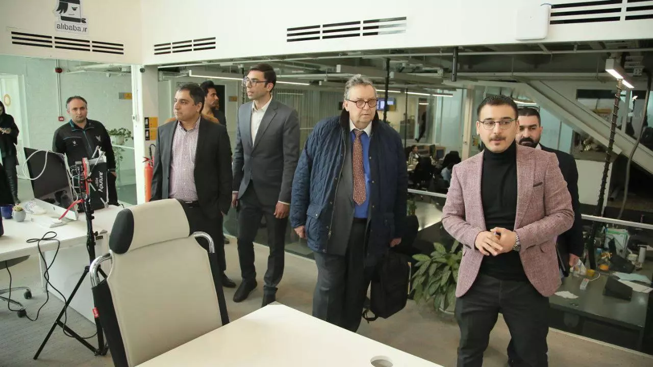 Finnish envoy tours Azadi Innovation Factory